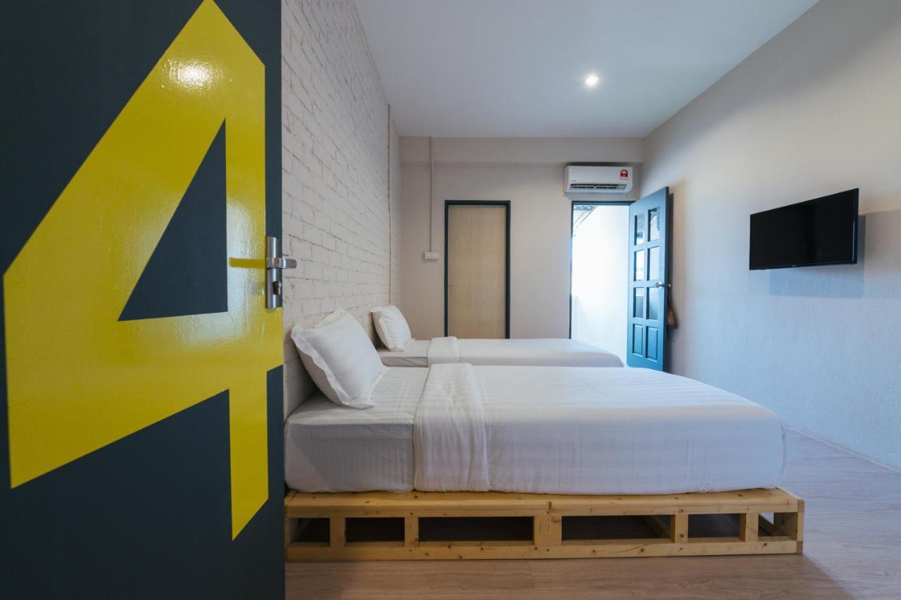 A° Hotel 셈포르나 외부 사진